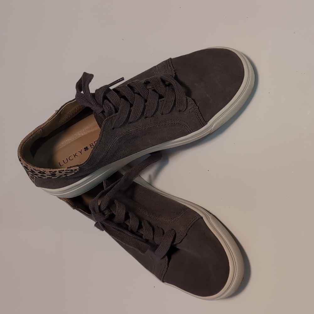 Lucky Brand - size 6 - shoe